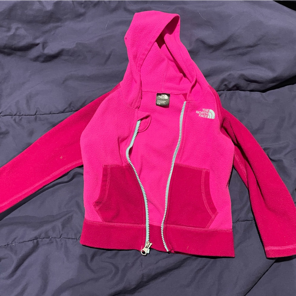3t north face zip up fleece, in good used condition